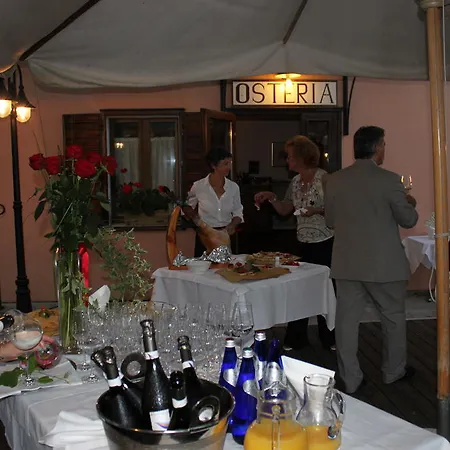 בית כפרי Borgo Colmello